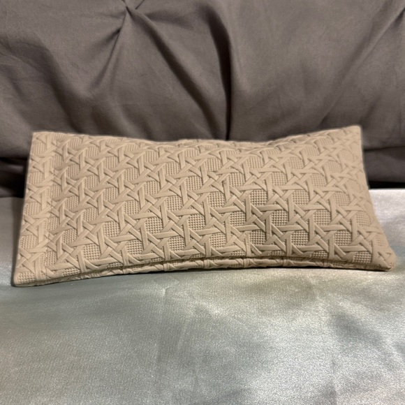 Tortoise Shell Sunglasses - Picture 4 of 4